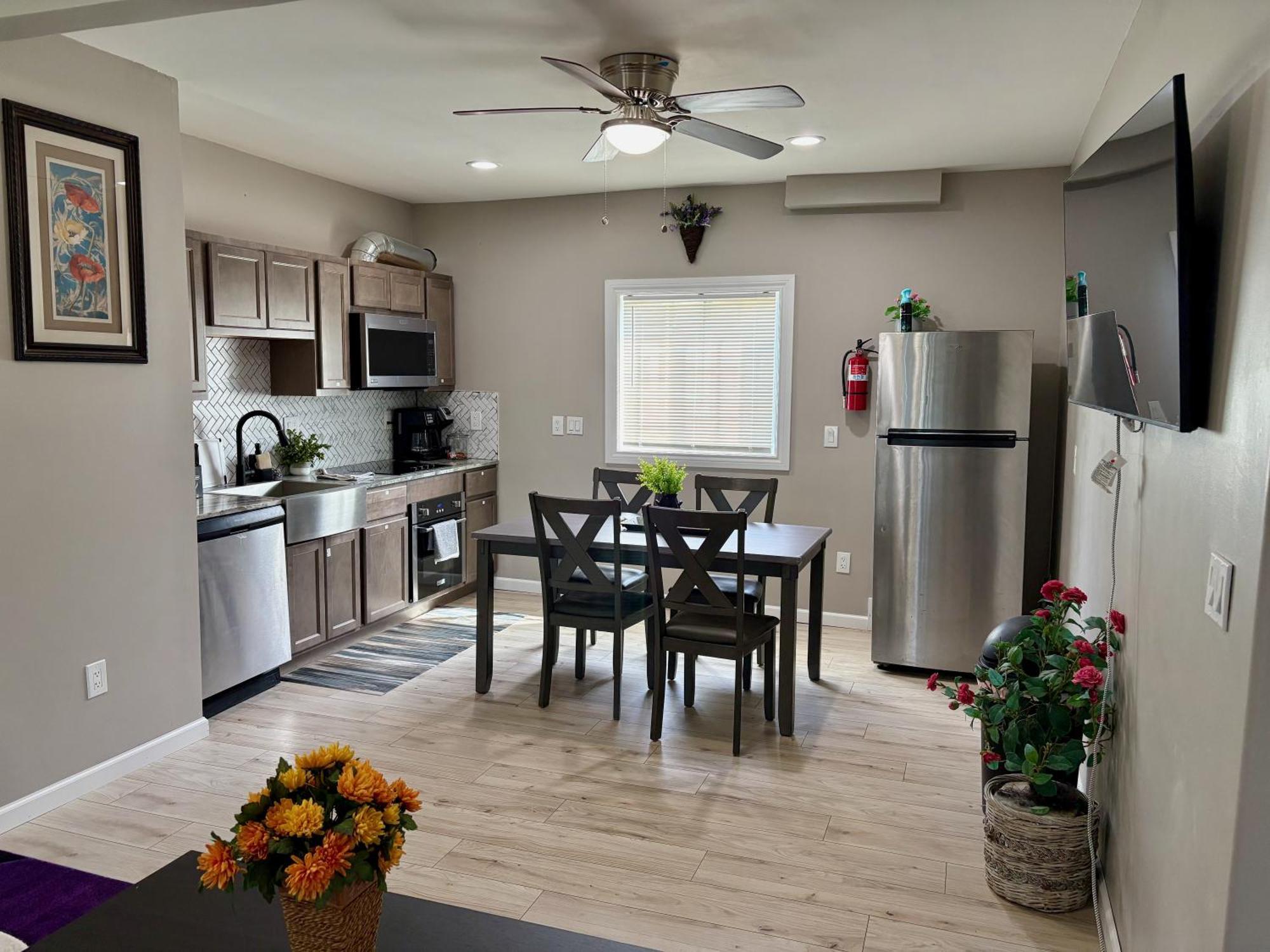 Nice And Cozy Whole House 25Min To Niagara Falls بوفالو المظهر الخارجي الصورة